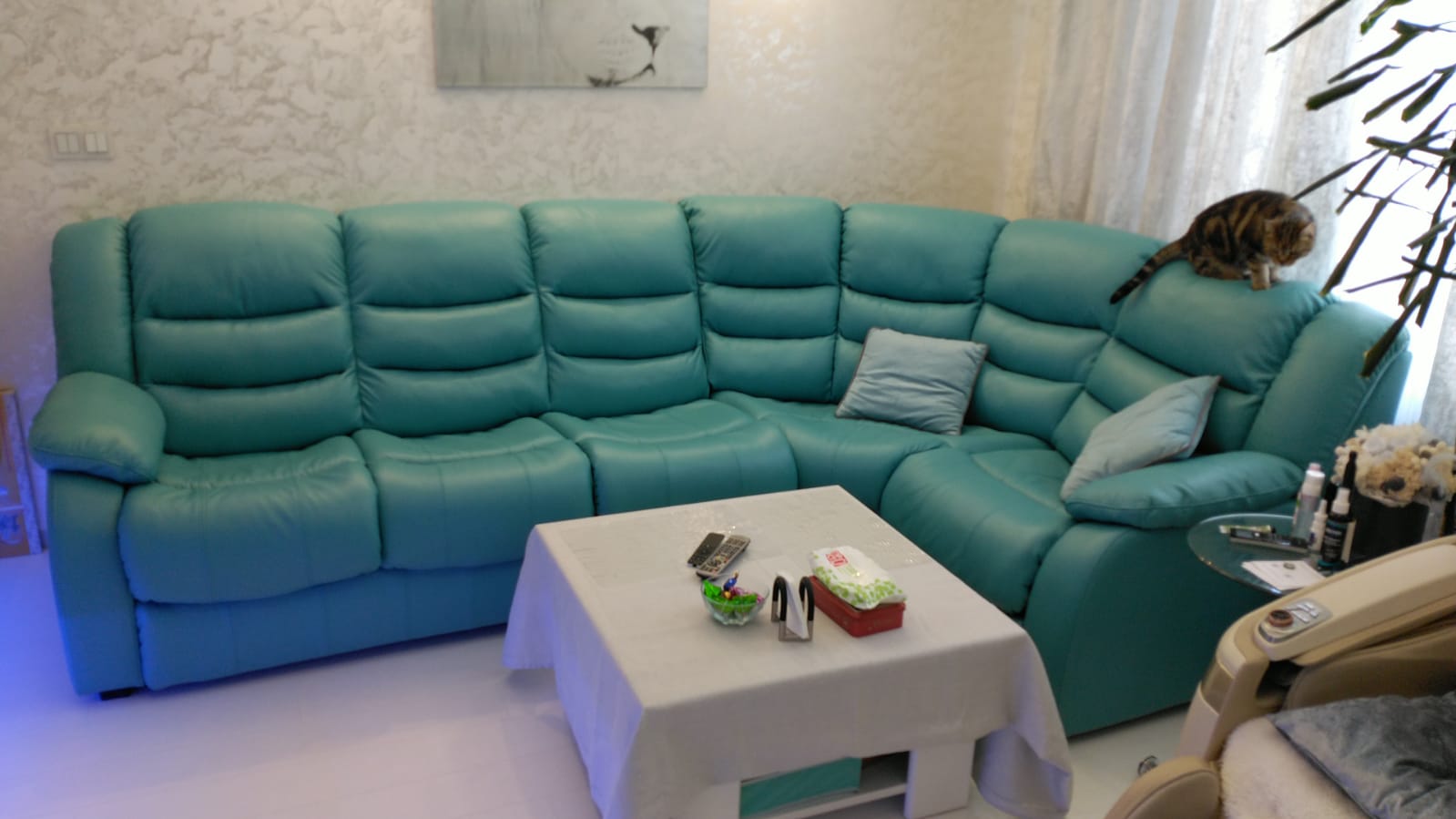 Перетяжка дивана на дому. Новохохловская