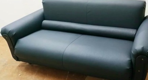 Обивка дивана на дому. Новохохловская